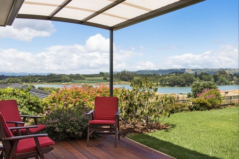 Photo of property in 16 Vantage Place, Omokoroa, 3114