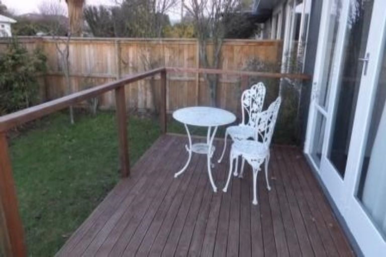 Photo of property in 1/4 Willis Place, Spreydon, Christchurch, 8024