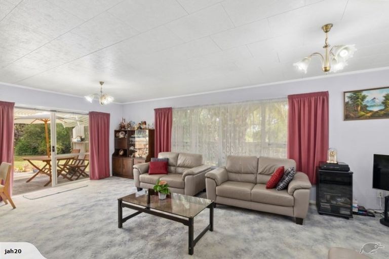 Photo of property in 46 Glen Road, Stokes Valley, Lower Hutt, 5019