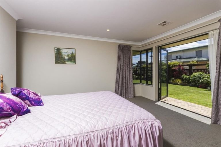 Photo of property in 1 Hoult Crescent, Monaco, Nelson, 7011