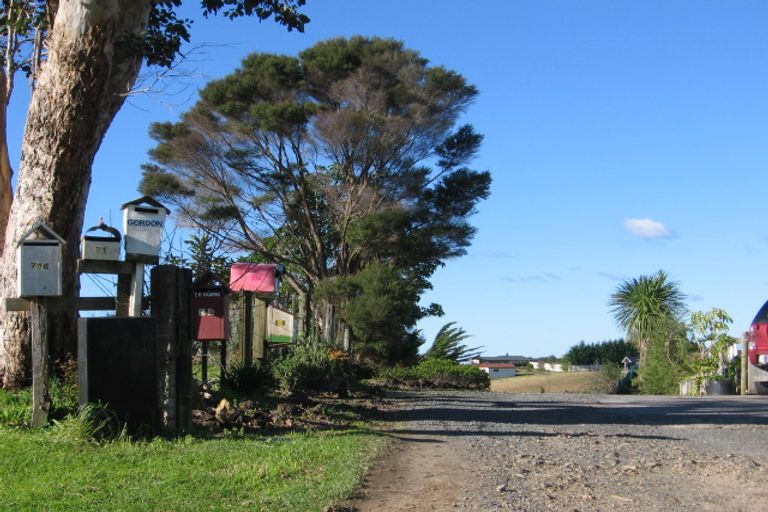 Photo of property in 59 Yorke Road, Haruru, 0204