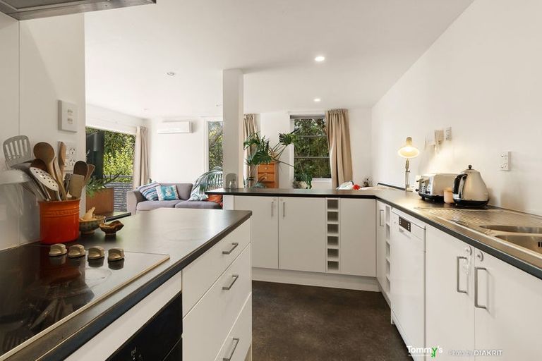 Photo of property in 16a Worcester Street, Wilton, Wellington, 6012