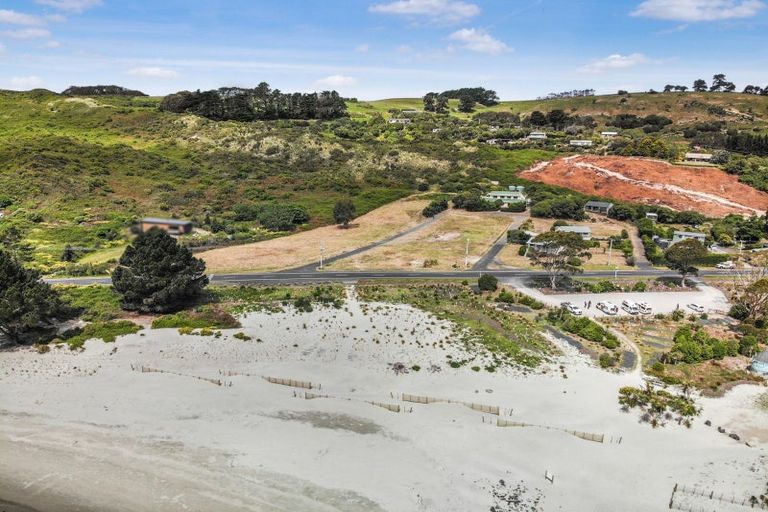 Photo of property in 928 Harington Point Road, Harington Point, Dunedin, 9077