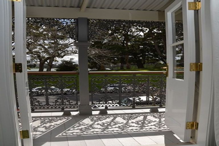 Photo of property in 1c George Street, Newmarket, Auckland, 1023