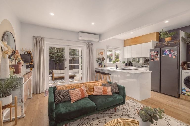 Photo of property in 4 Drummond Street, Sydenham, Christchurch, 8023