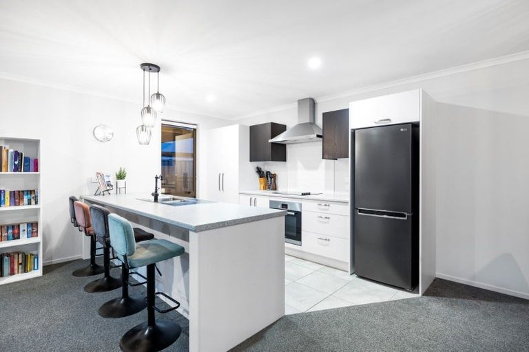 Photo of property in 6 Blacklock Road, Pyes Pa, Tauranga, 3112