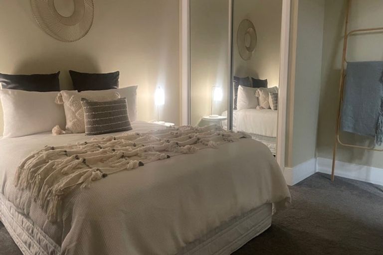 Photo of property in 92 Tomahawk Road, Andersons Bay, Dunedin, 9013