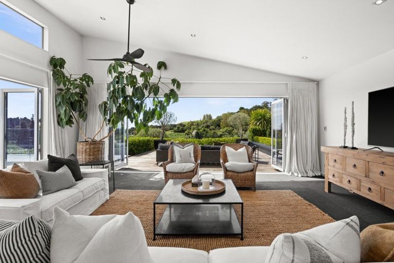 Photo of property in 257 Black Barn Road, Havelock North, 4294