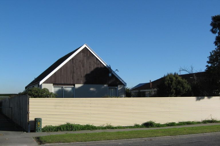 Photo of property in 301 Hendersons Road, Hoon Hay, Christchurch, 8025