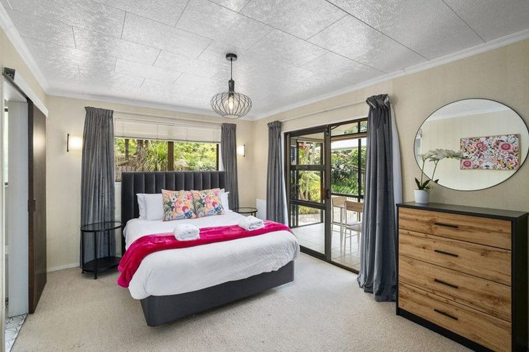 Photo of property in 48 Wakeman Road, Acacia Bay, Taupo, 3330