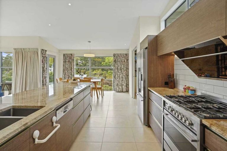 Photo of property in 33d Hackthorne Road, Cashmere, Christchurch, 8022