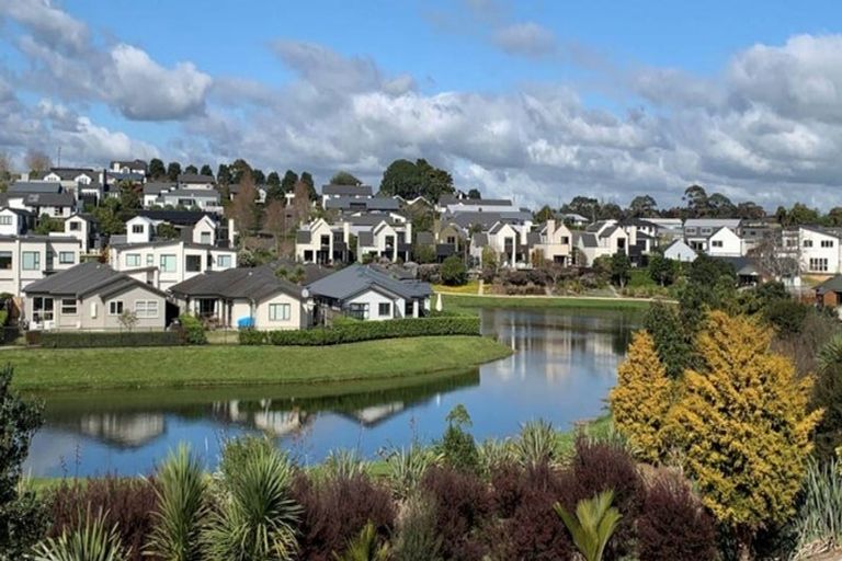 Photo of property in 21 Anselmi Ridge Road, Pukekohe, 2120
