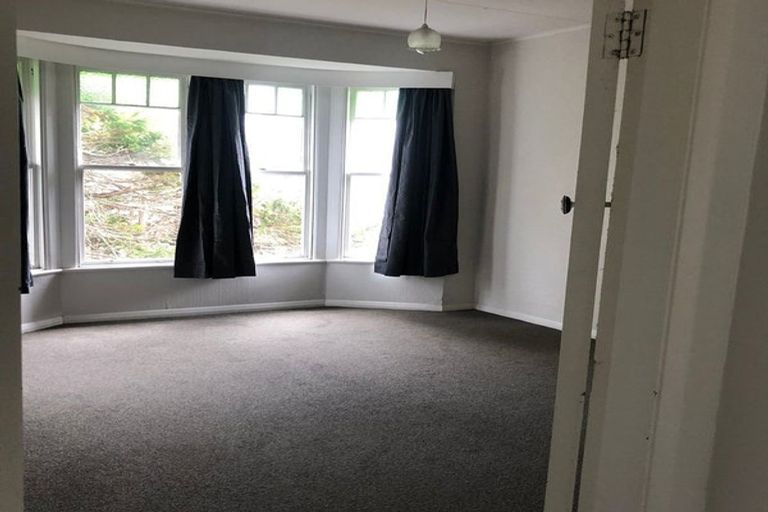 Photo of property in 21 Disley Street, Highbury, Wellington, 6012