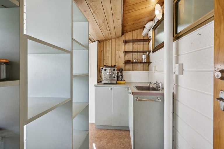 Photo of property in 41 Rangiuru Road, Otaki Beach, Otaki, 5512