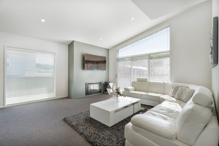Photo of property in 10 Crompton Avenue, Churton Park, Wellington, 6037