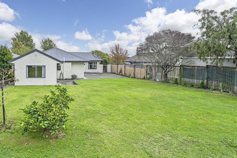 Photo of property in 22 Woodlands Drive, Havelock North, 4130