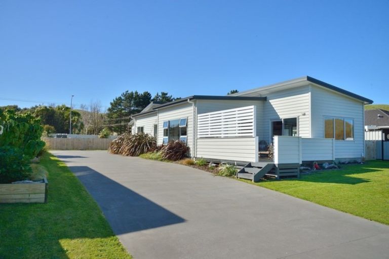 Photo of property in 30 Hamilton Drive, Wainui, Gisborne, 4010