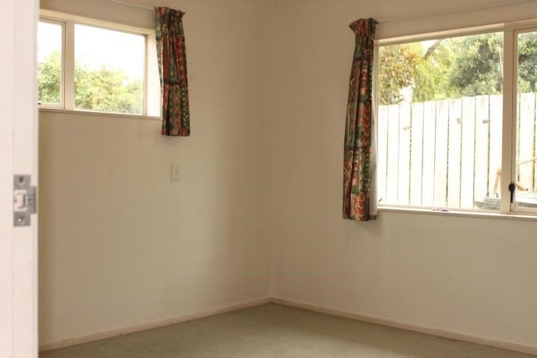 Photo of property in 3a Freeland Avenue, Mount Roskill, Auckland, 1041