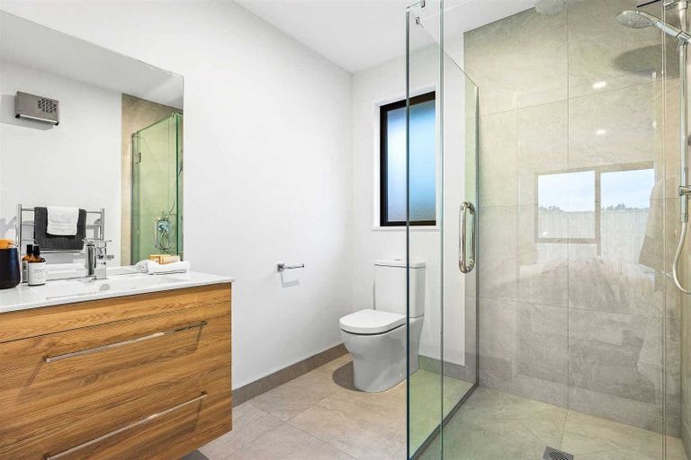 Photo of property in 21 Oakmill Drive, Casebrook, Christchurch, 8051