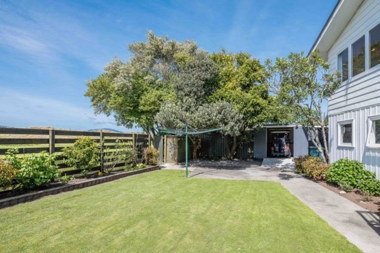 Photo of property in 50 Golf Road, Paraparaumu Beach, Paraparaumu, 5032