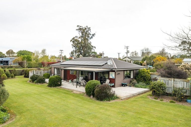 Photo of property in 3 Higginson Street, Otane, 4202