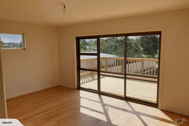 Photo of property in 21 Linwood Avenue, Forrest Hill, Auckland, 0620