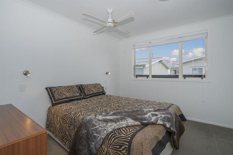 Photo of property in 6 Aputa Avenue, Te Puru, Thames, 3575