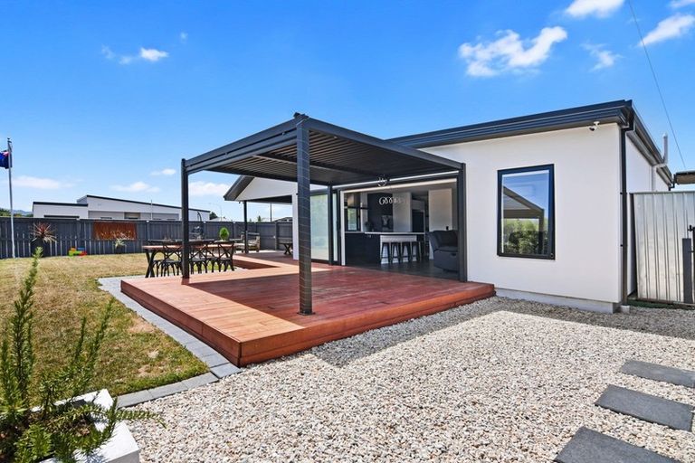 Photo of property in 12 Kuini Place, Motueka, 7120