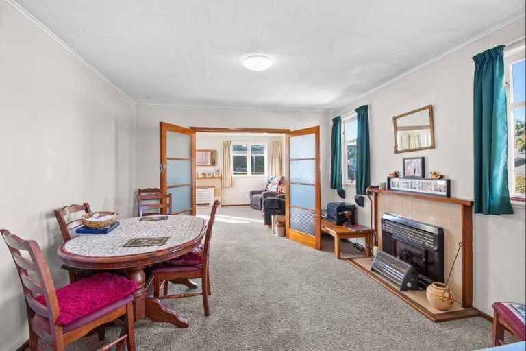 Photo of property in 99 Clawton Street, Westown, New Plymouth, 4310
