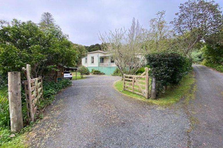 Photo of property in 38 Yarborough Street, Kohukohu, 0491