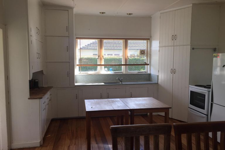 Photo of property in 127b Williams Street, Cambridge, 3434