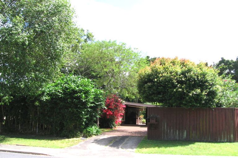 Photo of property in 62 Sylvia Road, Hillcrest, Auckland, 0627