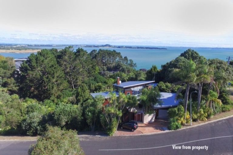 Photo of property in 2 Ben James Drive, Hillsborough, Auckland, 1042
