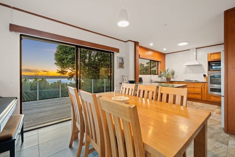 Photo of property in 1/78 Rangatira Road, Beach Haven, Auckland, 0626