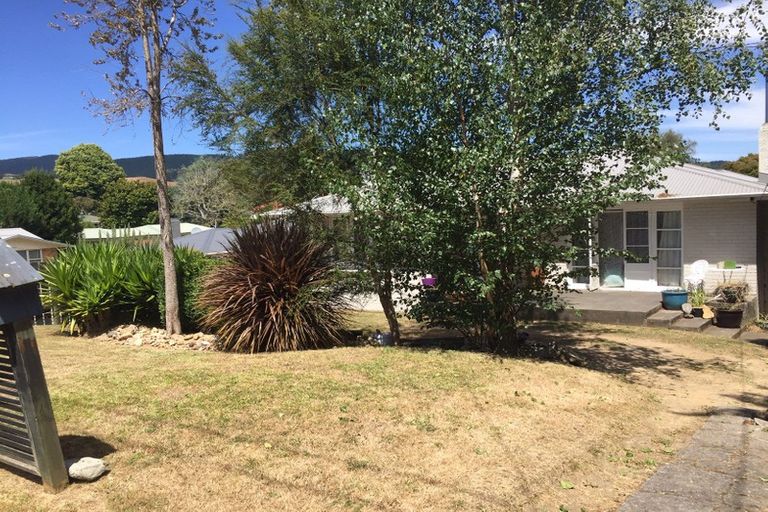 Photo of property in 11 Melrose Avenue, Owhata, Rotorua, 3010