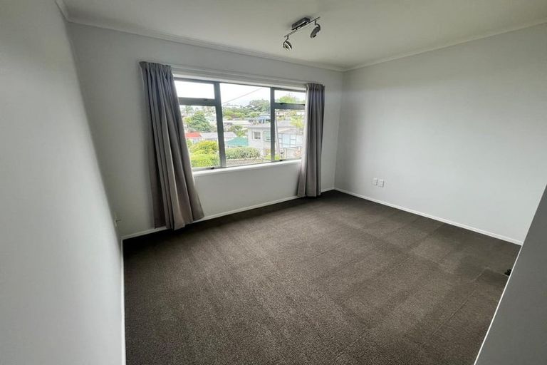 Photo of property in 55 Braemar Road, Castor Bay, Auckland, 0620