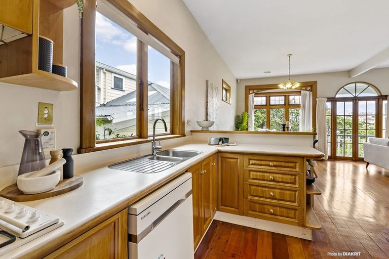 Photo of property in 144 Hataitai Road, Hataitai, Wellington, 6021