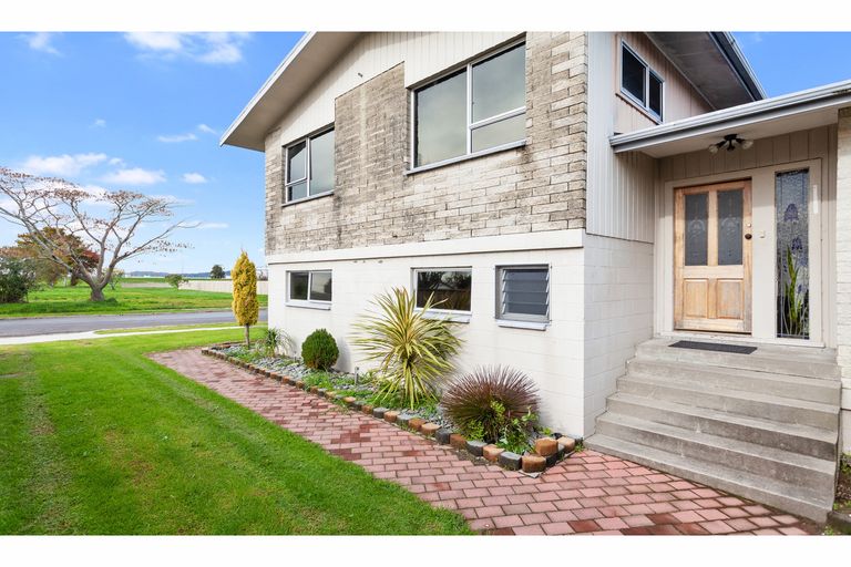 Photo of property in 25 Rata Avenue, Edgecumbe, 3120