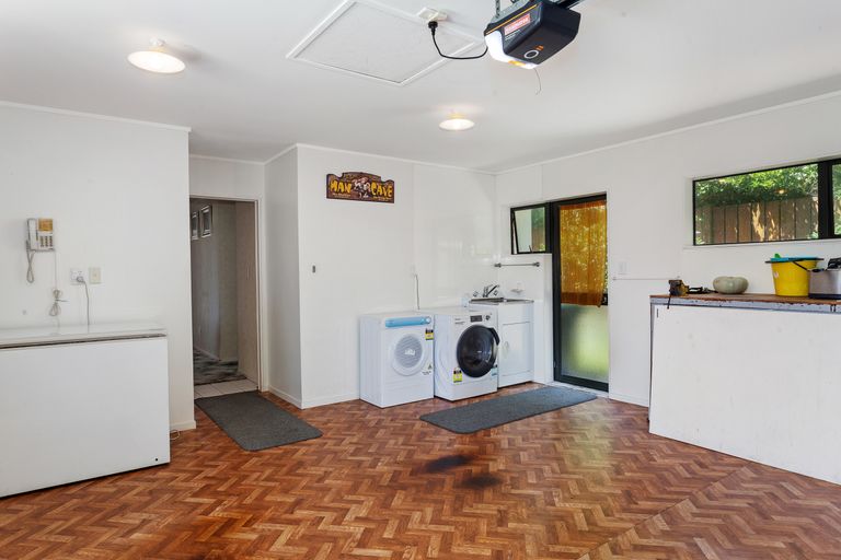 Photo of property in 1 The Glebe, Coastlands, Whakatane, 3120