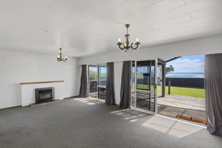 Photo of property in 54 Hume Street, Waitara, 4320