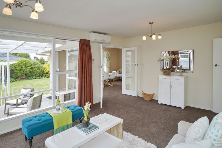 Photo of property in 14 Greenock Street, Redwood, Christchurch, 8051