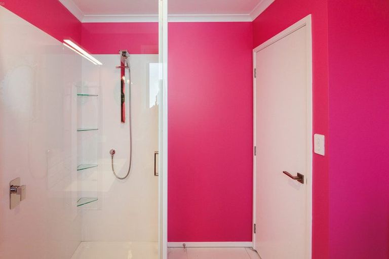 Photo of property in 10 Kereru Street, Marton, 4710