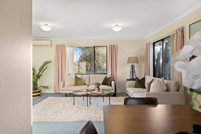 Photo of property in 26 Holford Place, Huntington, Hamilton, 3210