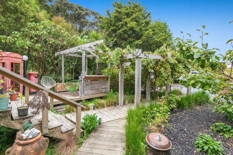 Photo of property in 295 Kanohi Road, Kaukapakapa, 0873