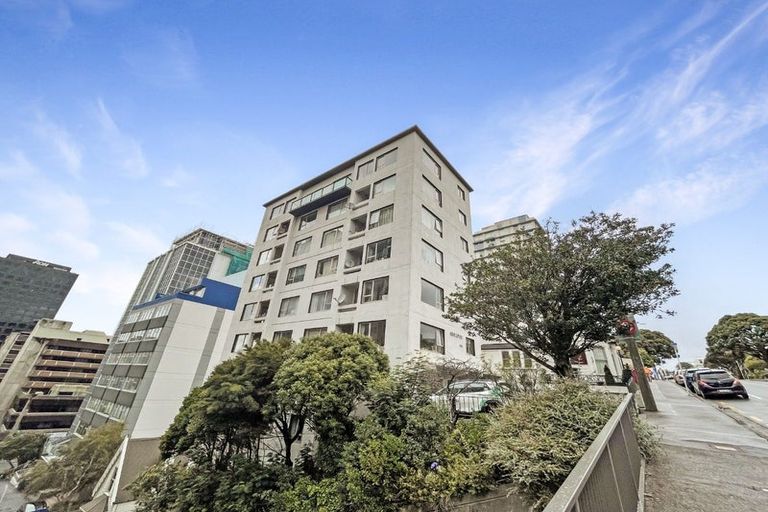 Photo of property in Adelphi Apartments, 183 The Terrace, Wellington Central, Wellington, 6011
