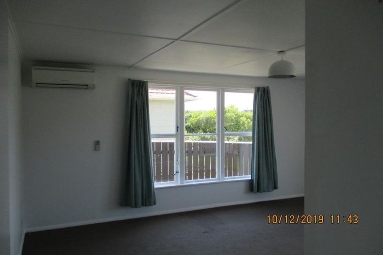 Photo of property in 108 Main Road, Titahi Bay, Porirua, 5022