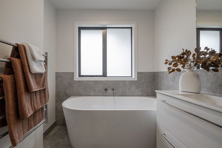 Photo of property in 21 Latha Grove, Woodville, 4999