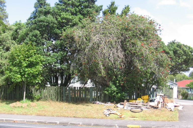 Photo of property in 60 St Leonards Road, Kelston, Auckland, 0602