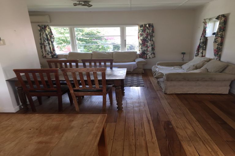 Photo of property in 127b Williams Street, Cambridge, 3434