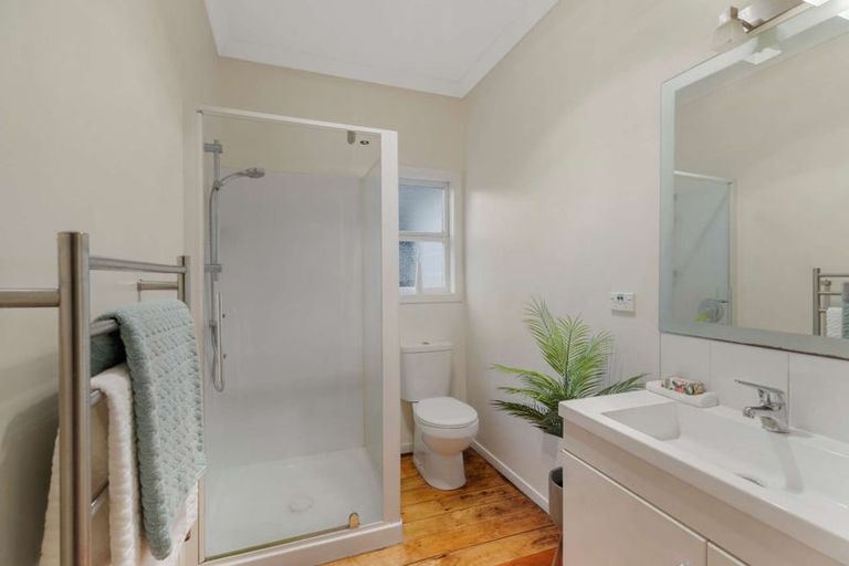 Photo of property in 75 Hatea Drive, Regent, Whangarei, 0112